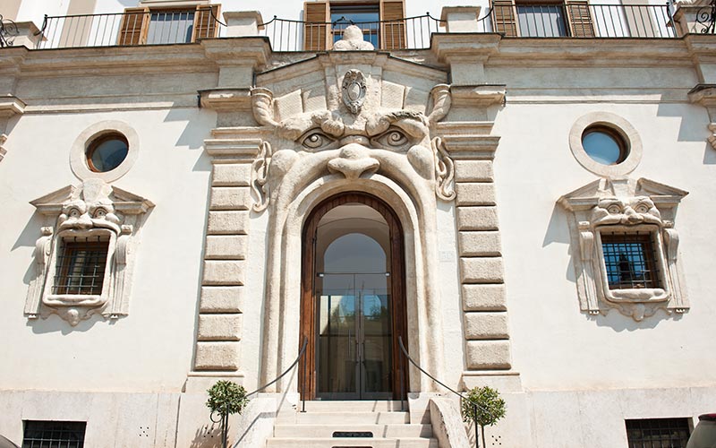 Palazzetto Zuccari also known as the “Palazzo dei Mostri” (Monster’s Palace) Palazzetto Zuccari also known as the “Palazzo dei Mostri” (Monster’s Palace)